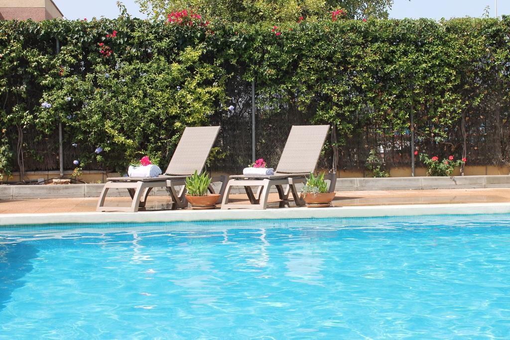 Готель Ibis Jerez De La Frontera Cadiz Екстер'єр фото